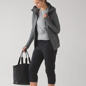 Lululemon Dance Studio Crop II (Unlined 20") Size 6 Black